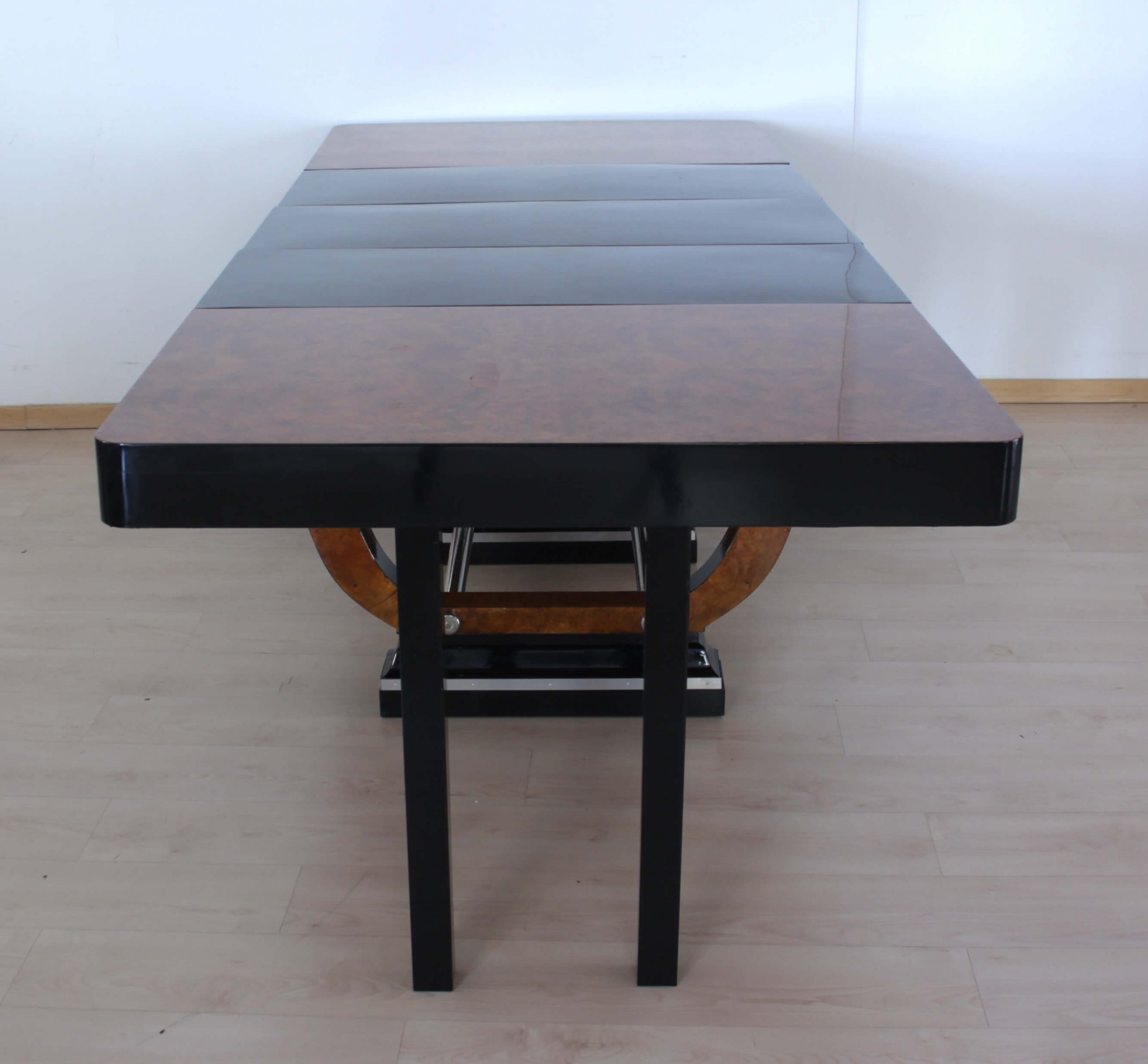 Art Deco Dining Room, Table Expandable, Extending, Pull-Out, Chrome Thuja Roots