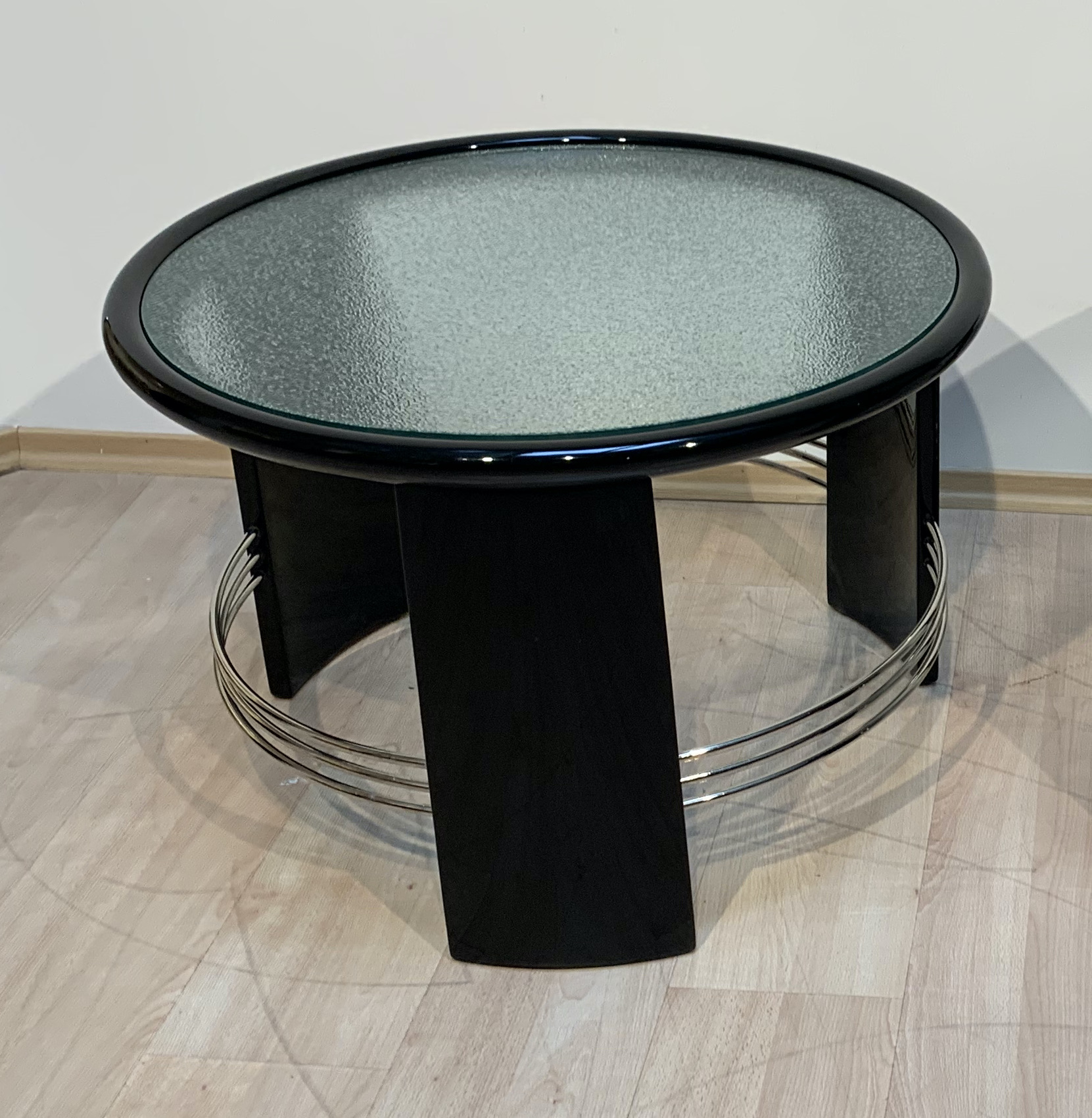 Art Deco Sofatisch Schwarzer Klavierlack, Chrom und Glas