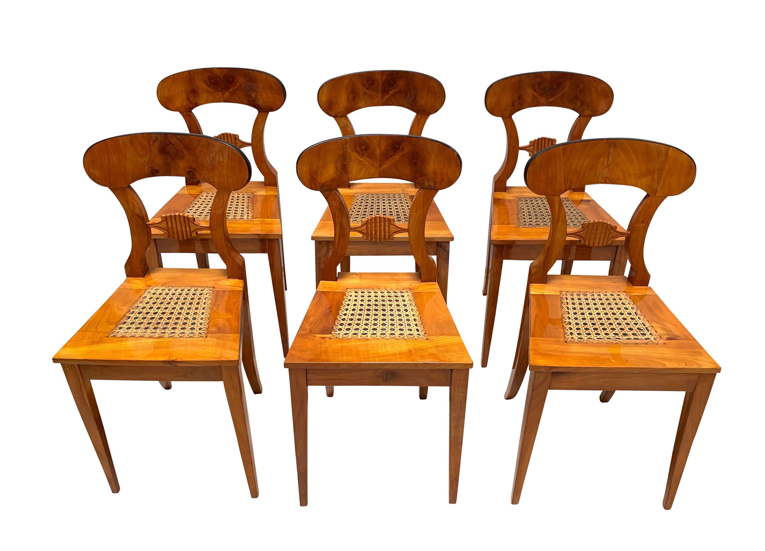 Biedermeier Brettstühle, Sechser Satz, Kirschbaum, 1820.