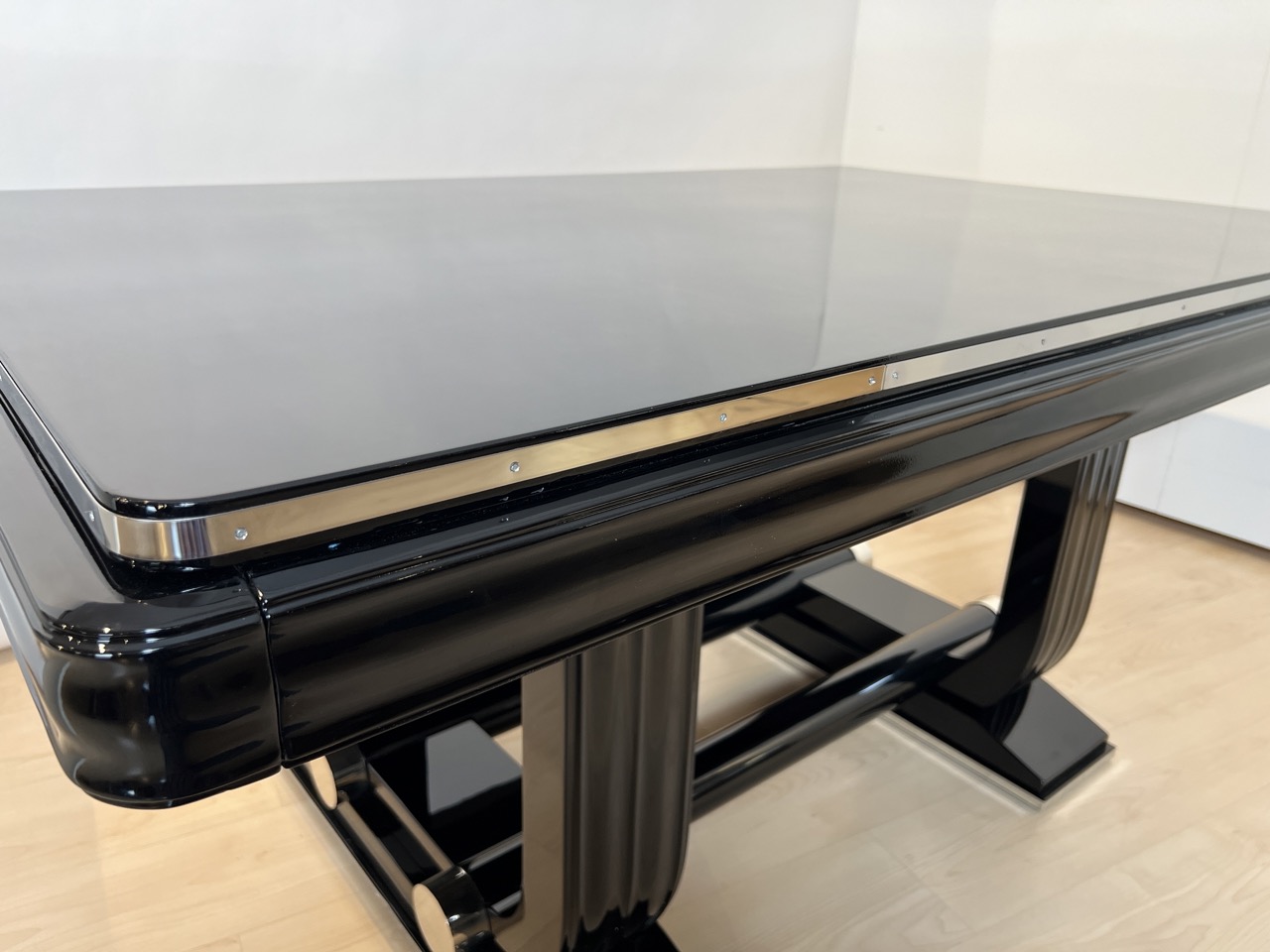 Art Deco Ausziehtisch, Schwarzlack, Gaston Poisson, 1930.11