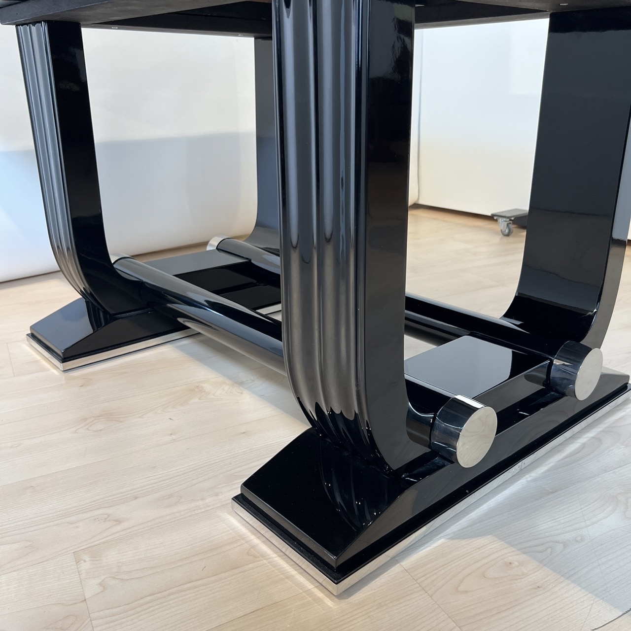 Art Deco Ausziehtisch, Schwarzlack, Gaston Poisson, 1930.14