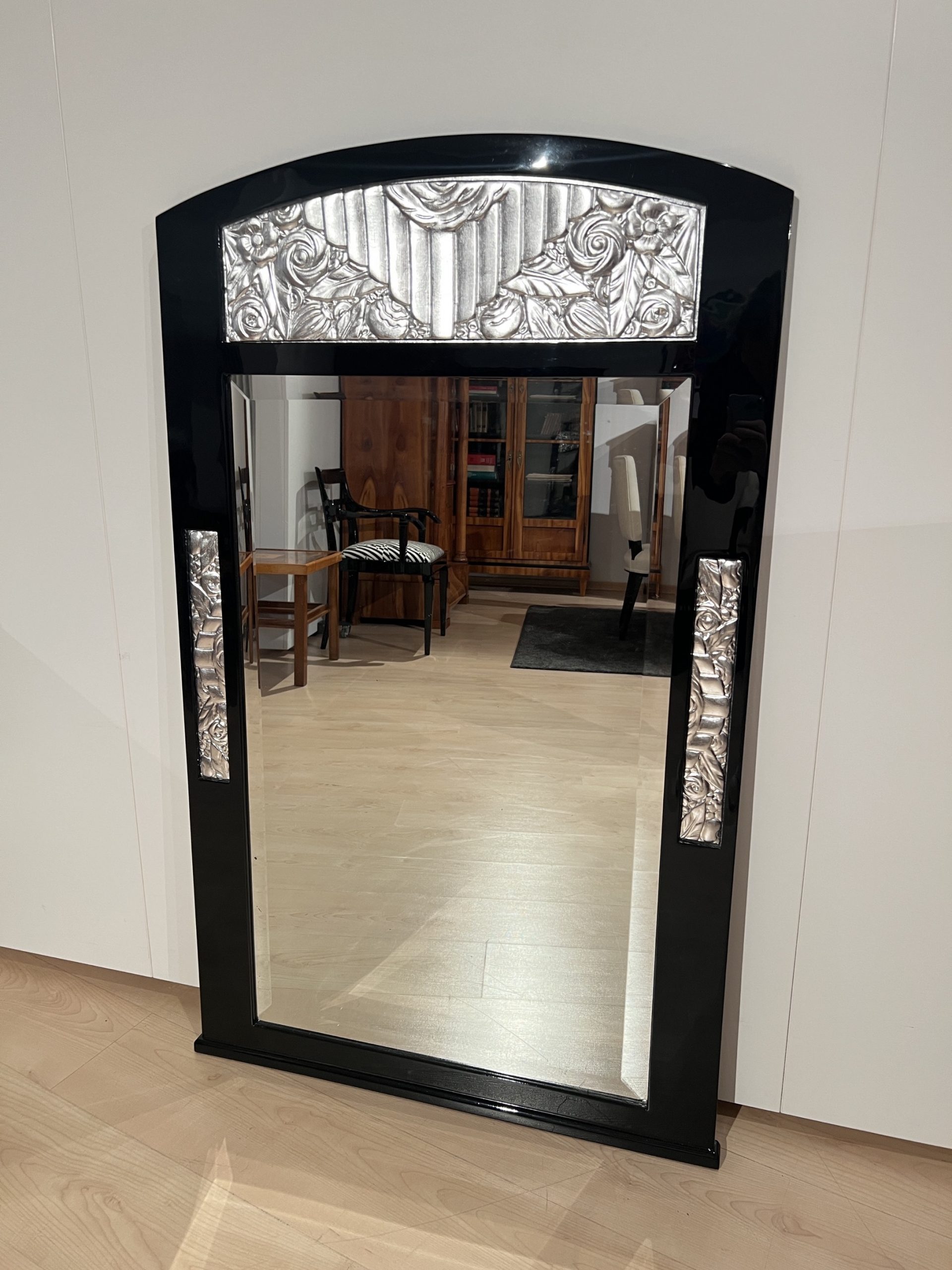 Art Deco Wandspiegel, Schwarzlack und Blattsilber