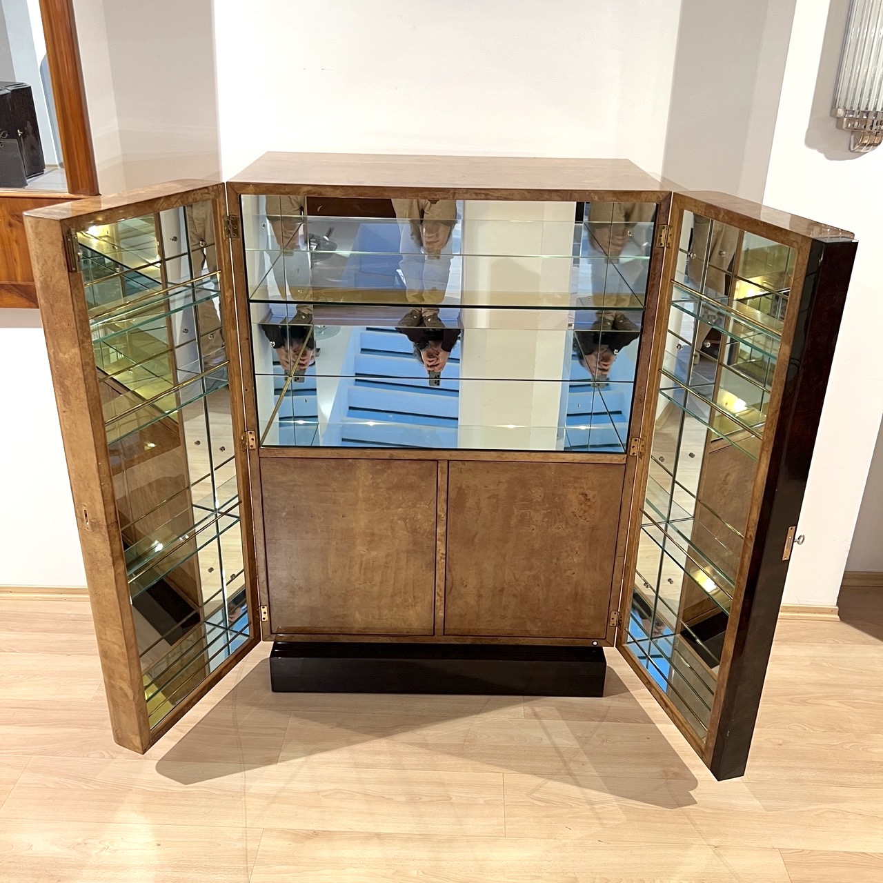 Aldo Tura Bar Cabinet, Parchment, Mirrors, Italy, 1970s.20