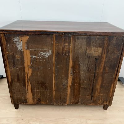 Biedermeier Kommode, Nussbaum, Vergoldet, Österreich um 1815
