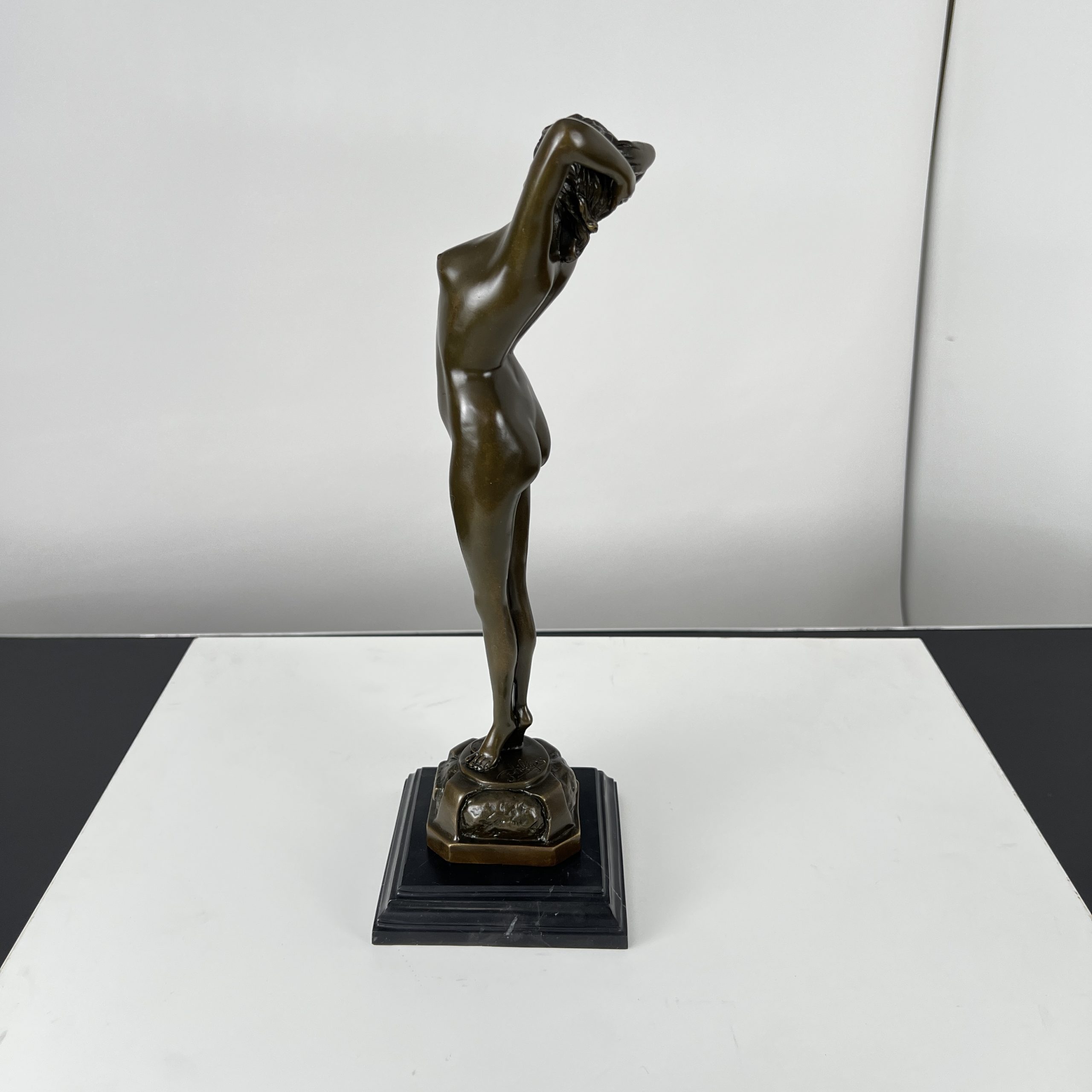Art Deco Bronze, Nackte Frau, von Philips.2
