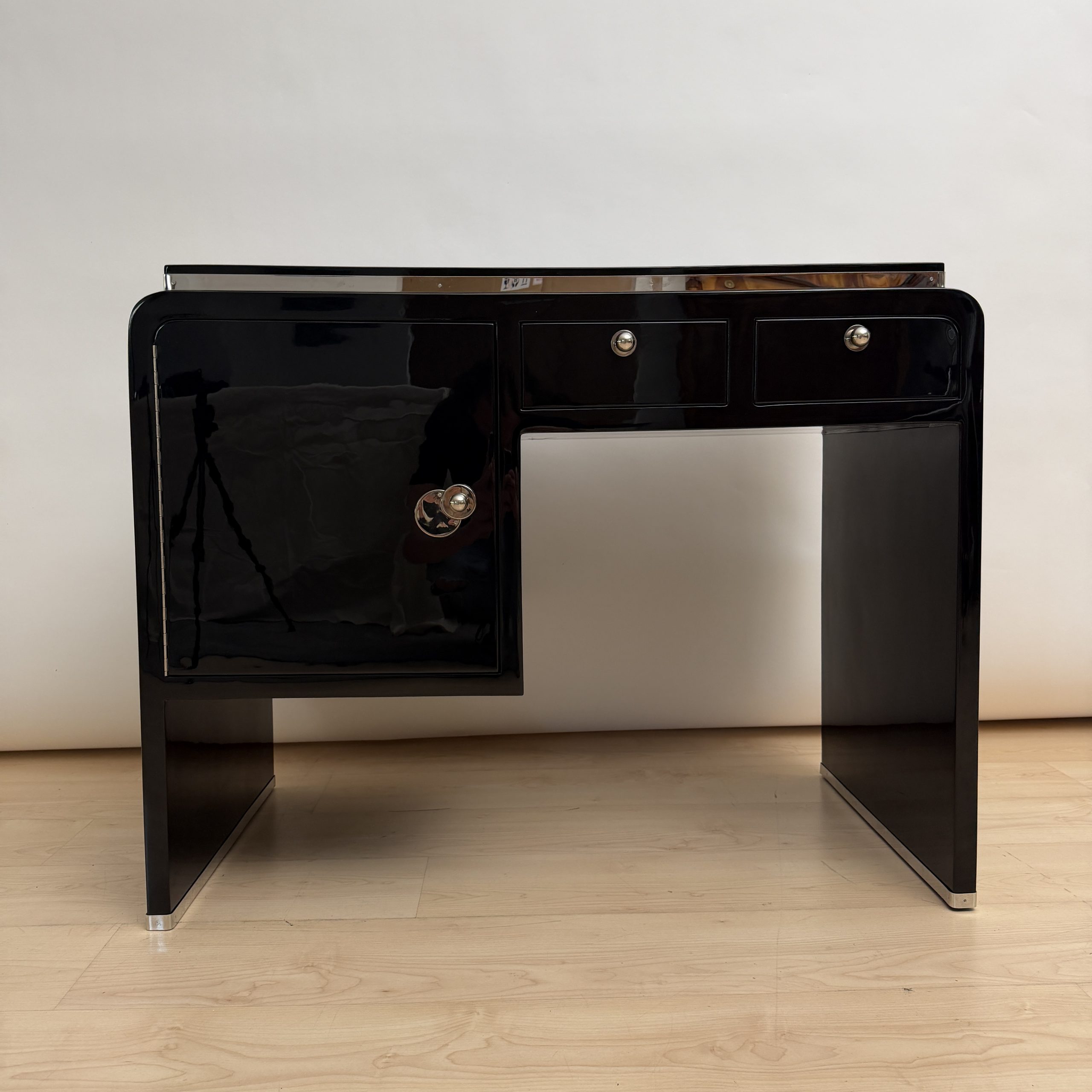 Kleiner Art Deco Schreibstisch, Schwarzer Lack