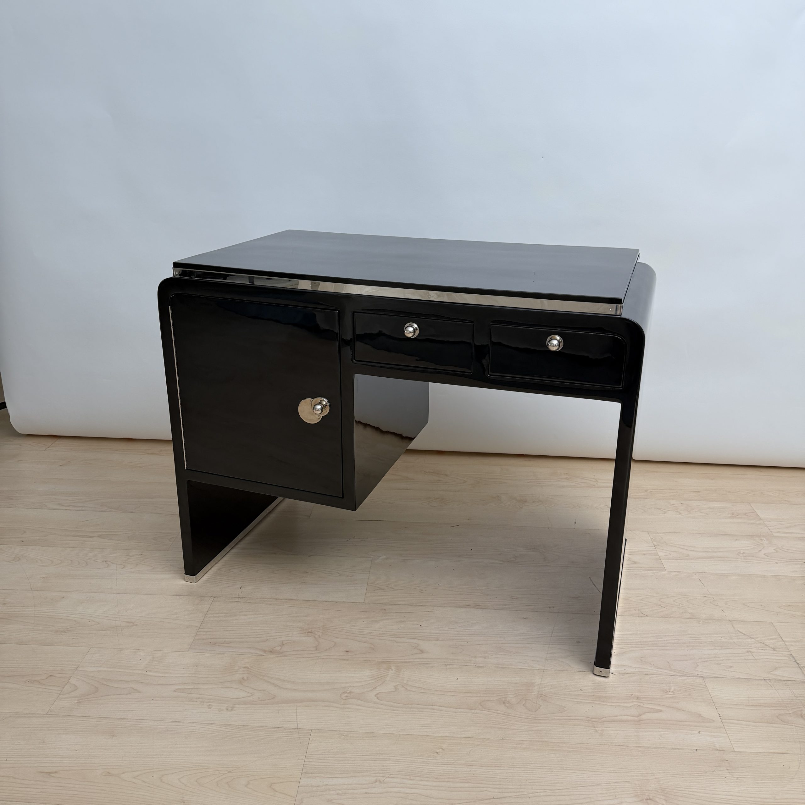 Kleiner Art Deco Schreibstisch, Schwarzer Lack