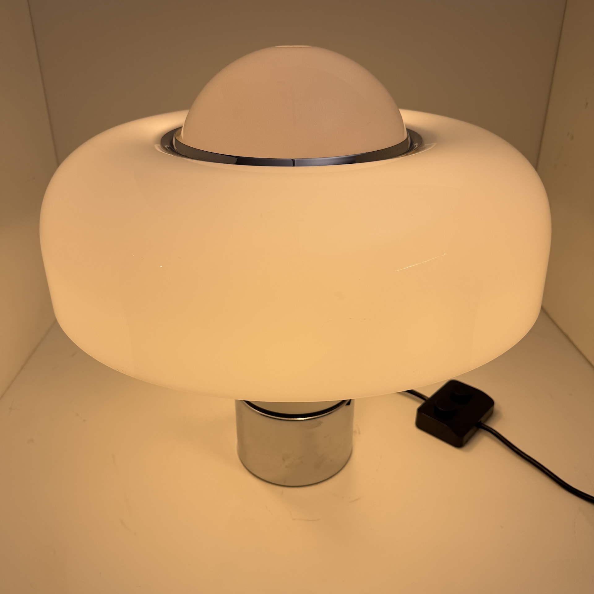 DE-LA-112 Space Age table lamp Brumbury, Luigi Massoni for Guzzini, acrylic, Italy, 1970s - Image 17