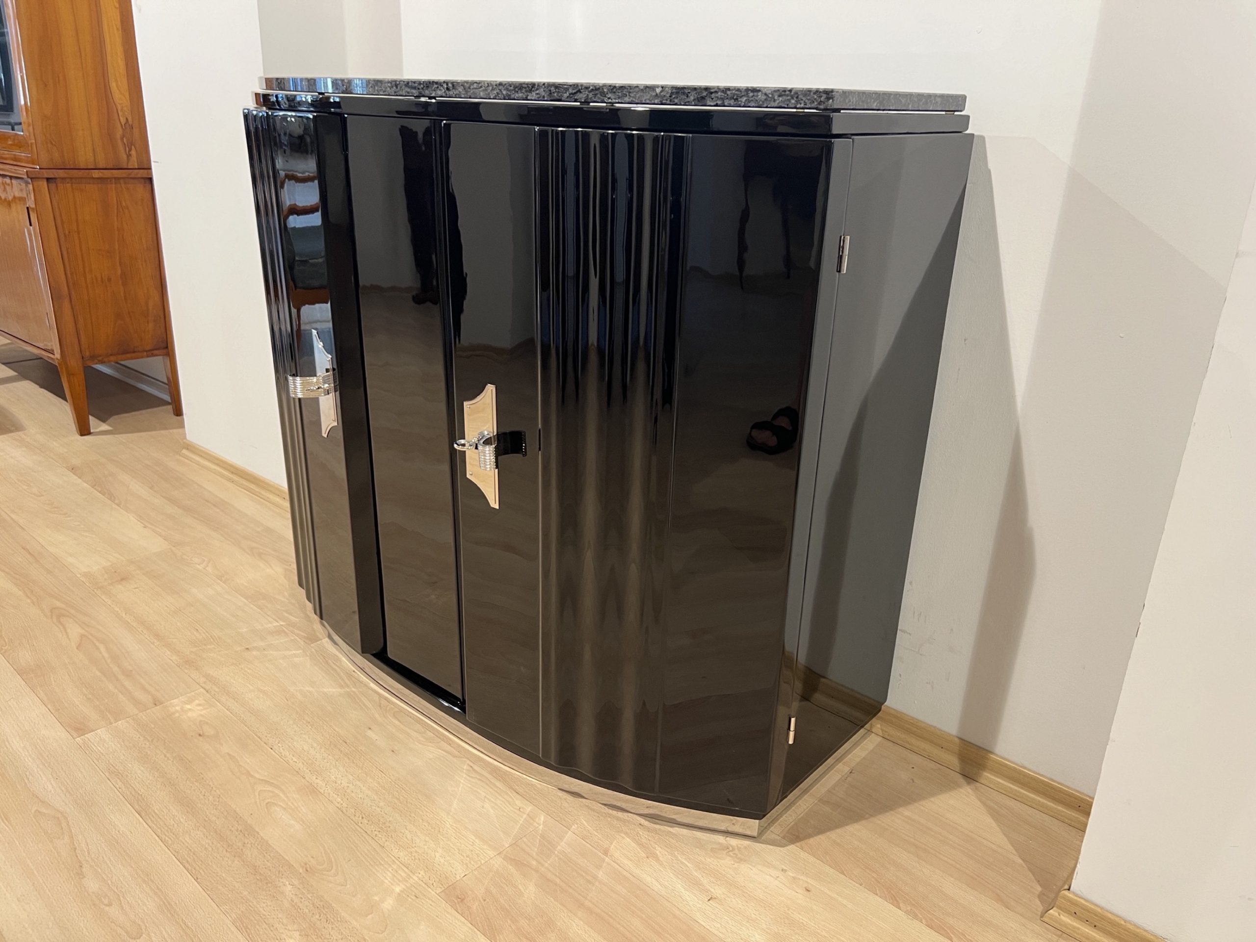 Art Deco Sideboard, Schwarzer Klavierlack, Chrom, Granit3