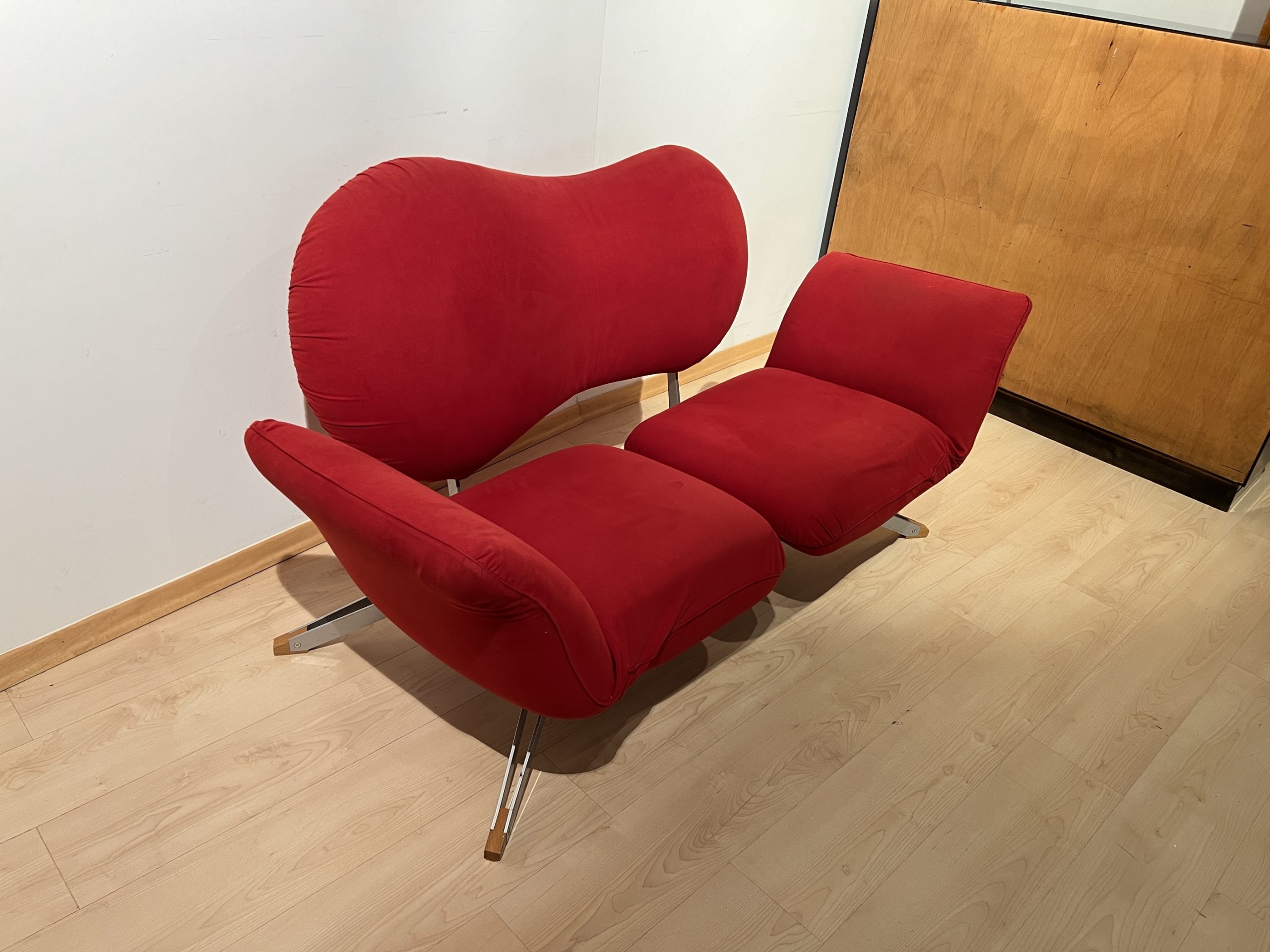 Italienisches rotes Design Sofa, Bonaldo, Arnold