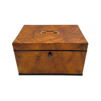 Große Biedermeier Schatulle mit Messinggriff
