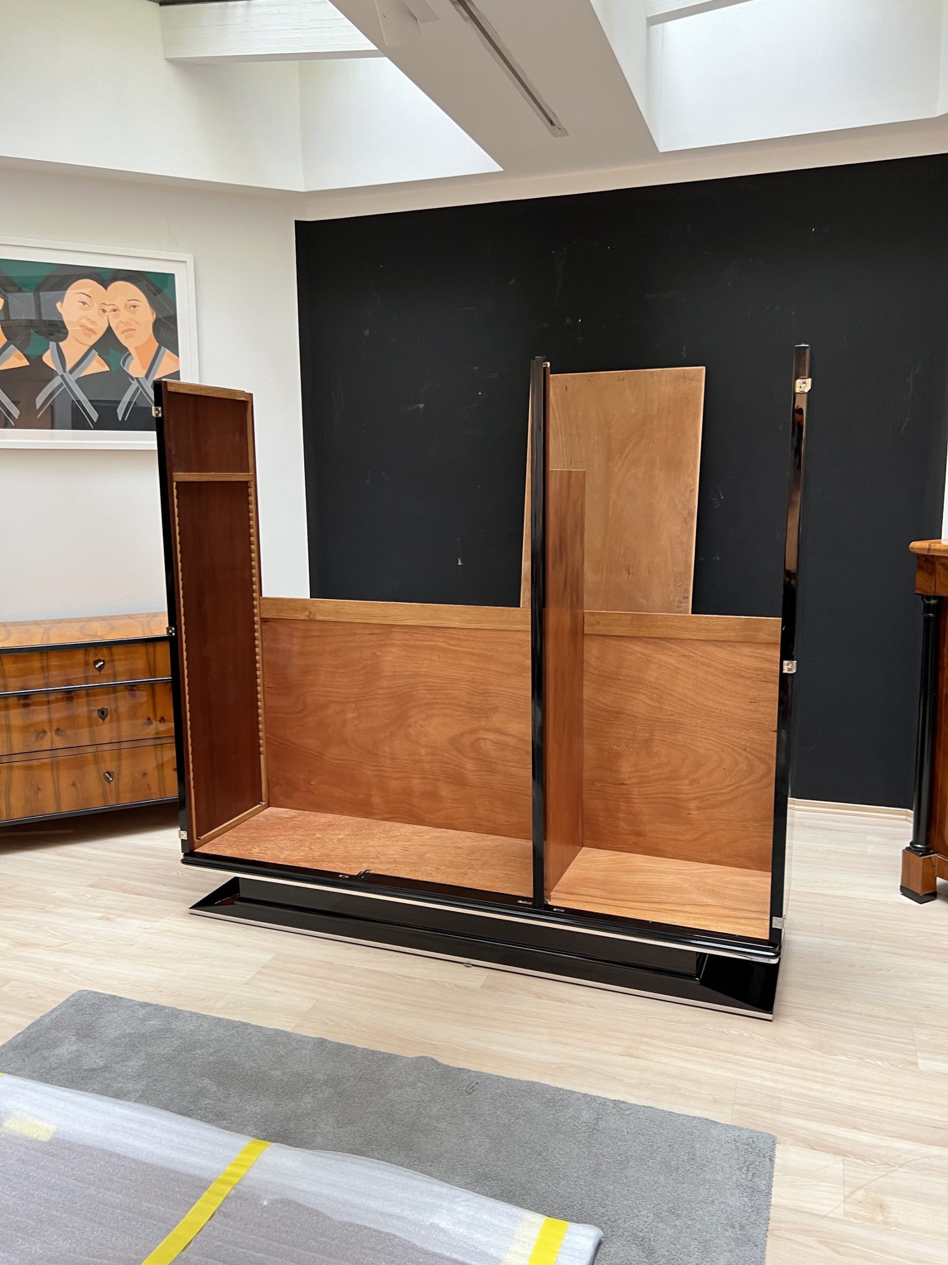 Art Deco Kleiderschrank3