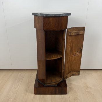Biedermeier Trommelschränkchen in Nussbaum