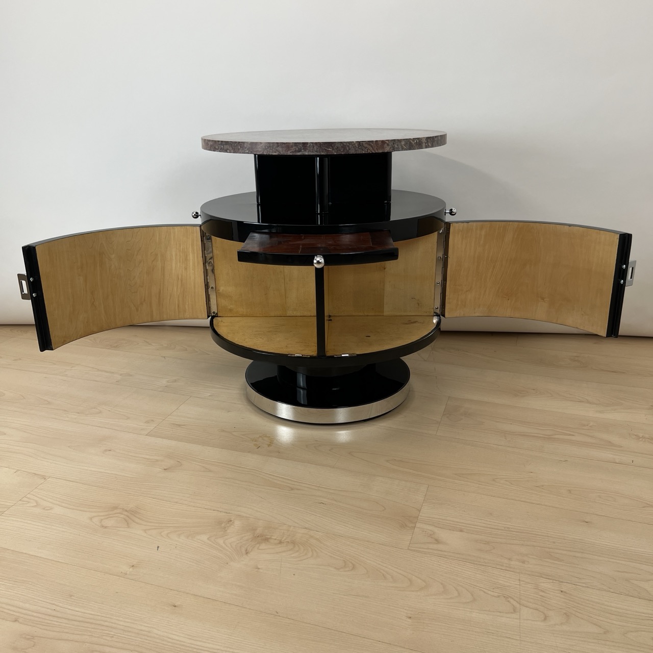 Runder drehbarer Art Deco Beistelltisch