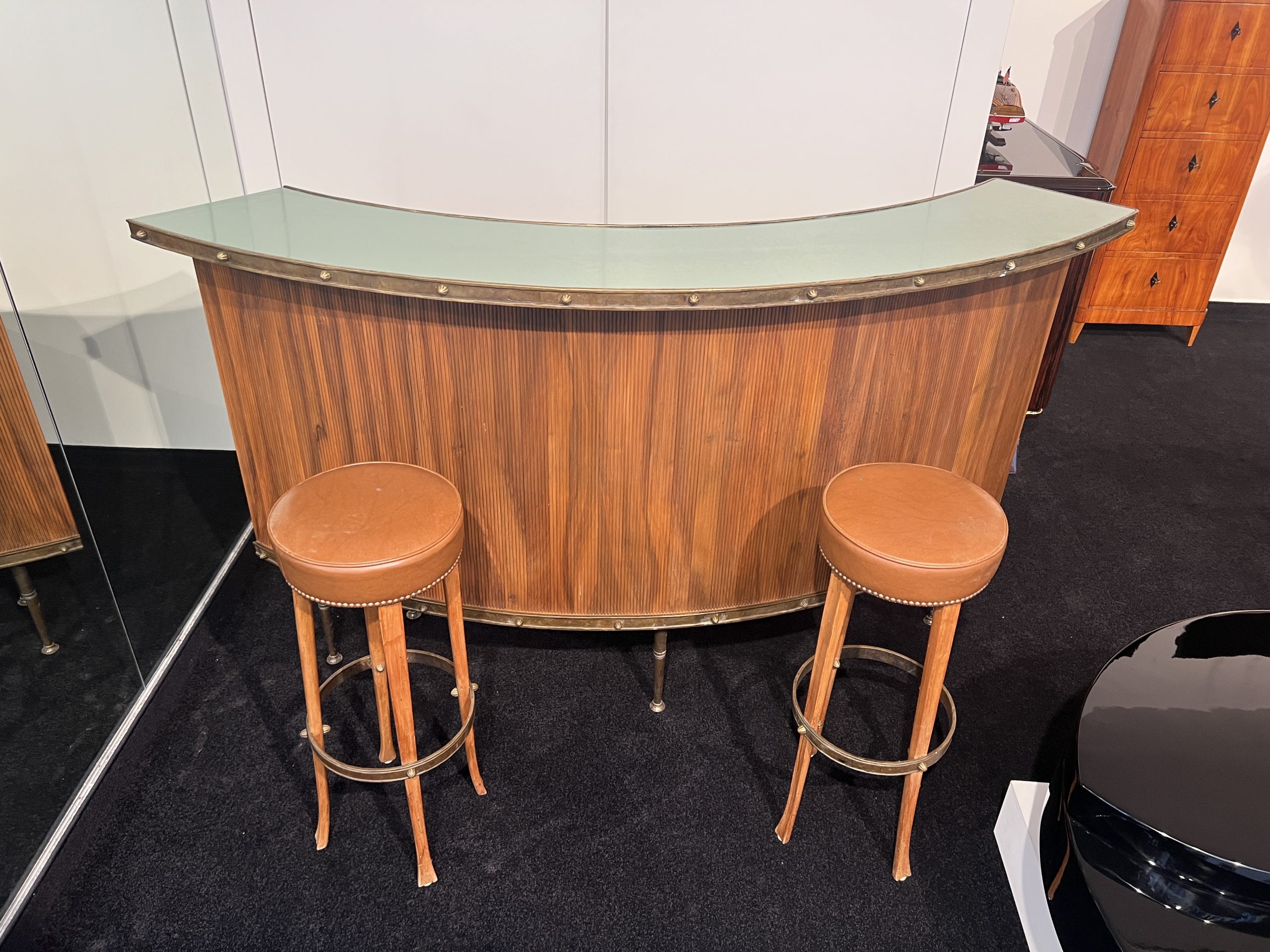 Mid-Century Teak Bar17