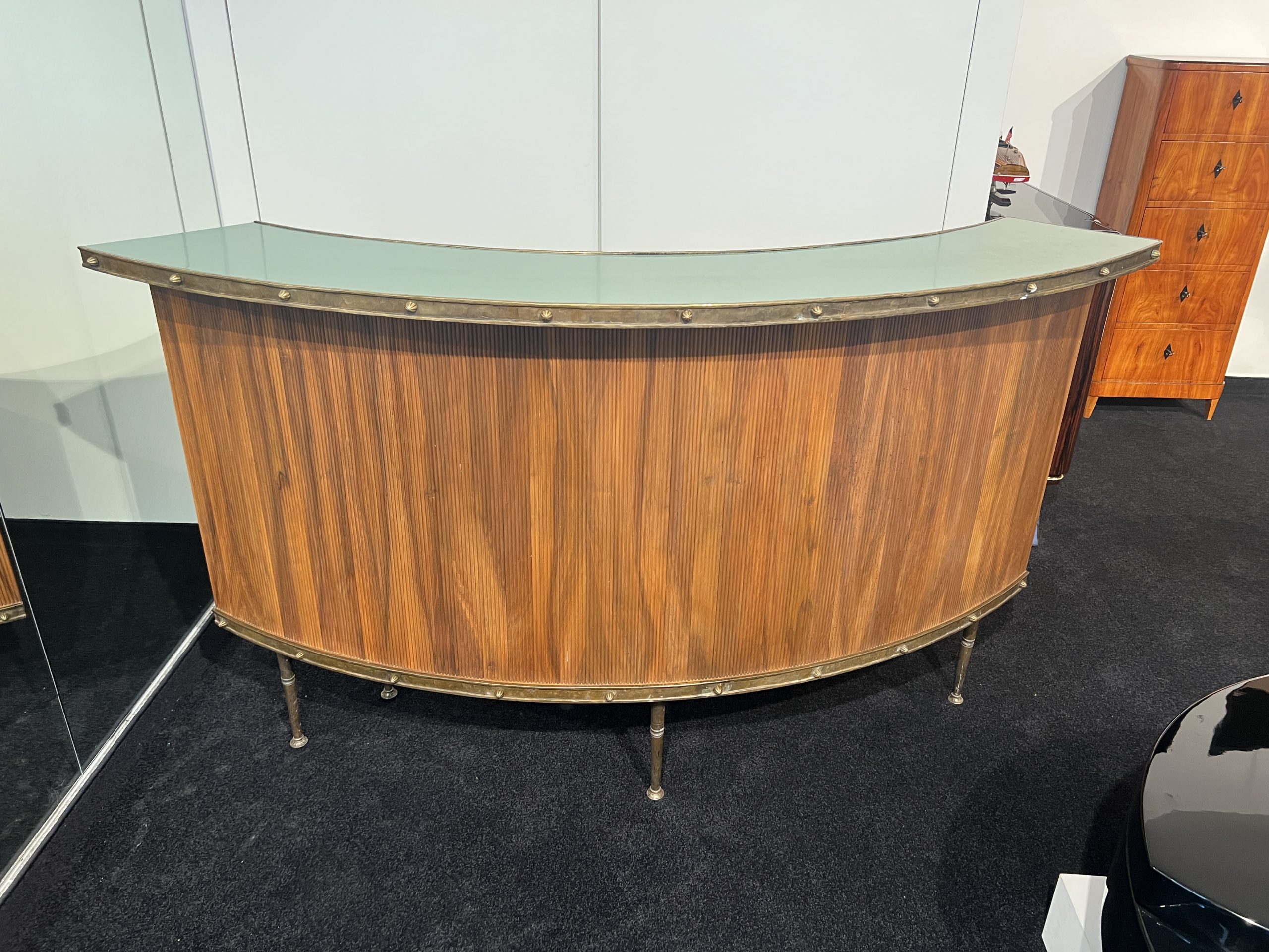 Mid-Century Teak Bar18