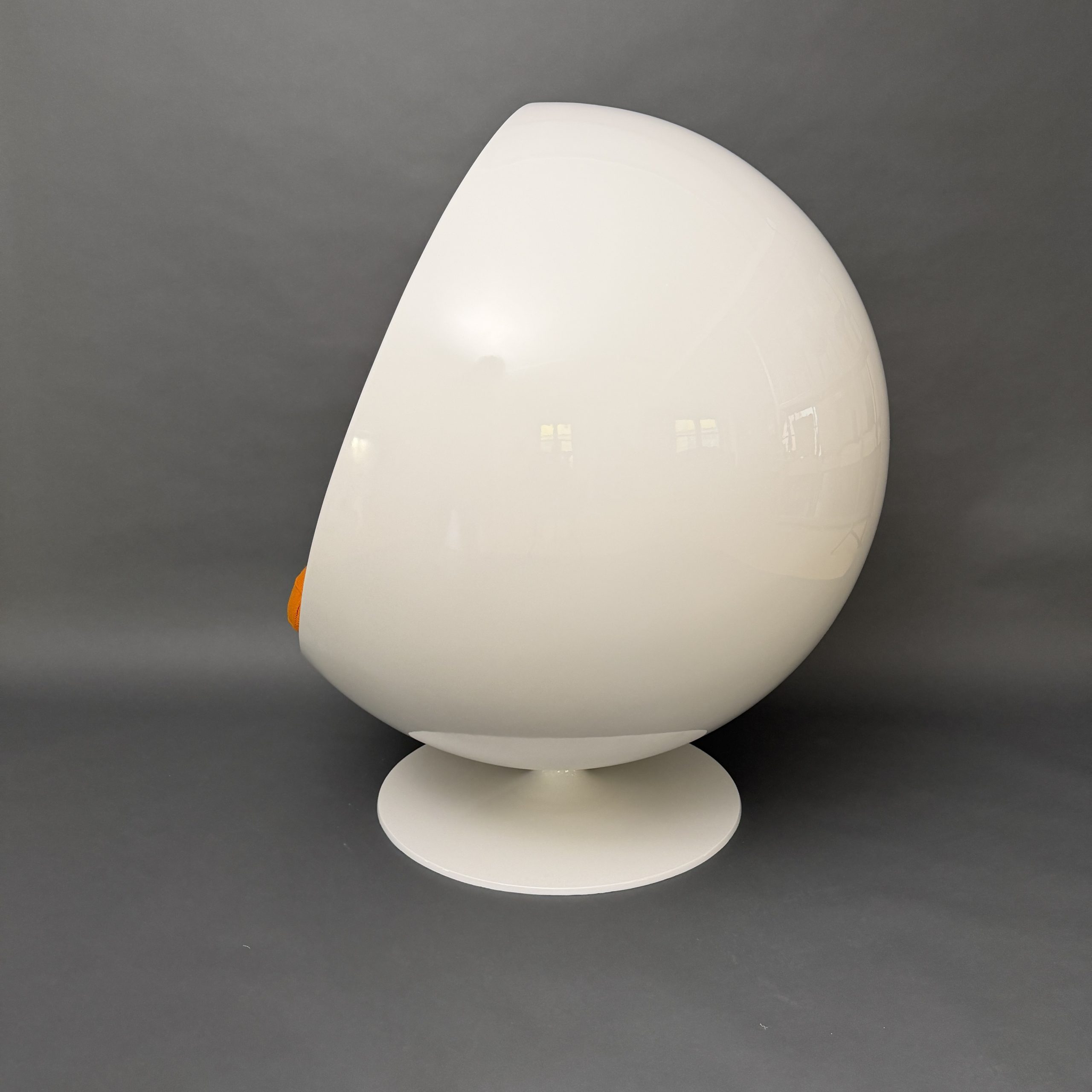 Asko Eero Aarnio Ball Chair Orange.10