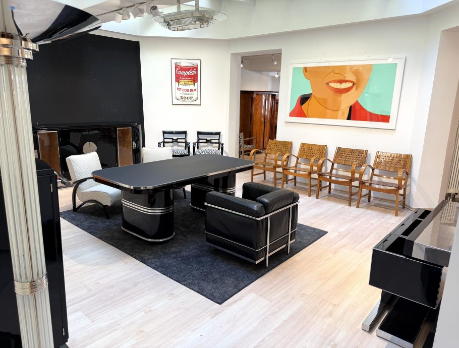 COLONEUM Antik & Design, Regensburg - Bauhaus Mauser Desk un Alex Katz