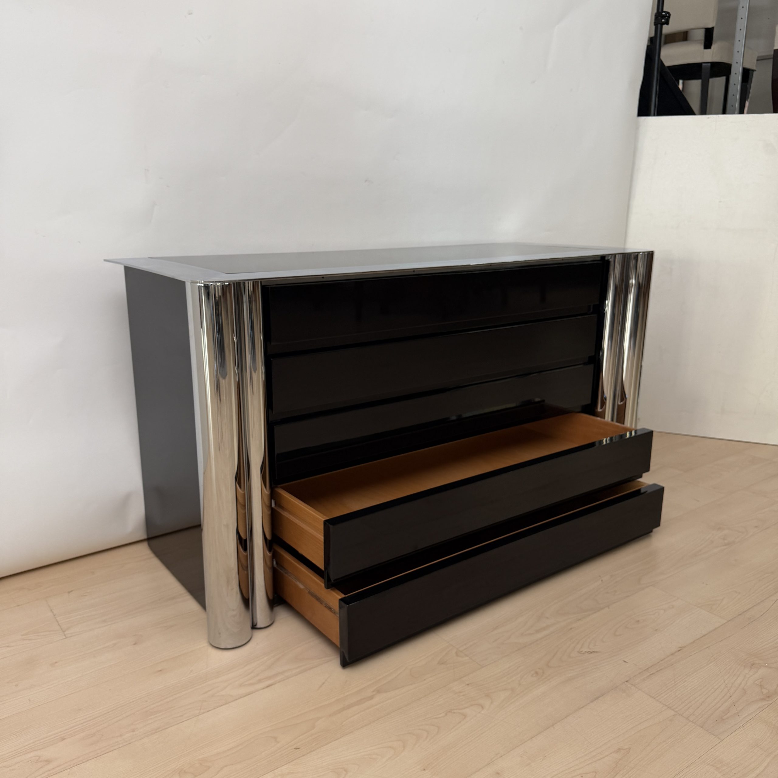 Design Kommode, Antonello Mosca für Cinova, schwarzer Lack und Chrom, Italien, 1969